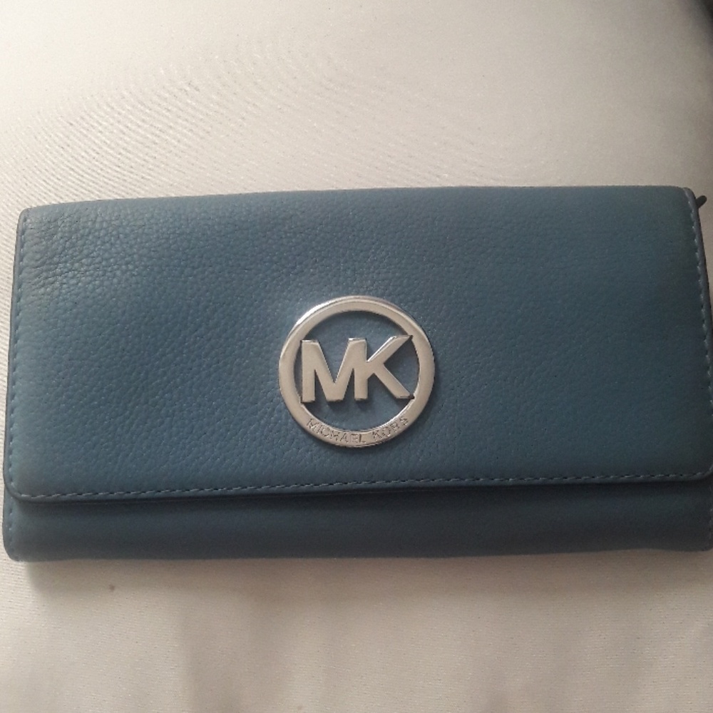 Michael Kors wallet